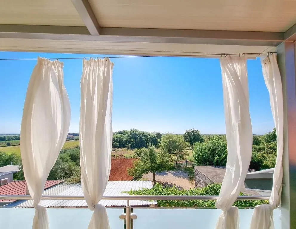 Silos Mare Apartment Novigrad
